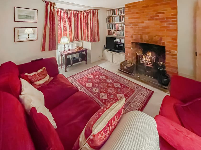 Living room | Green Trees, Hollingbourne