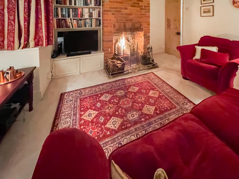 Living room | Green Trees, Hollingbourne