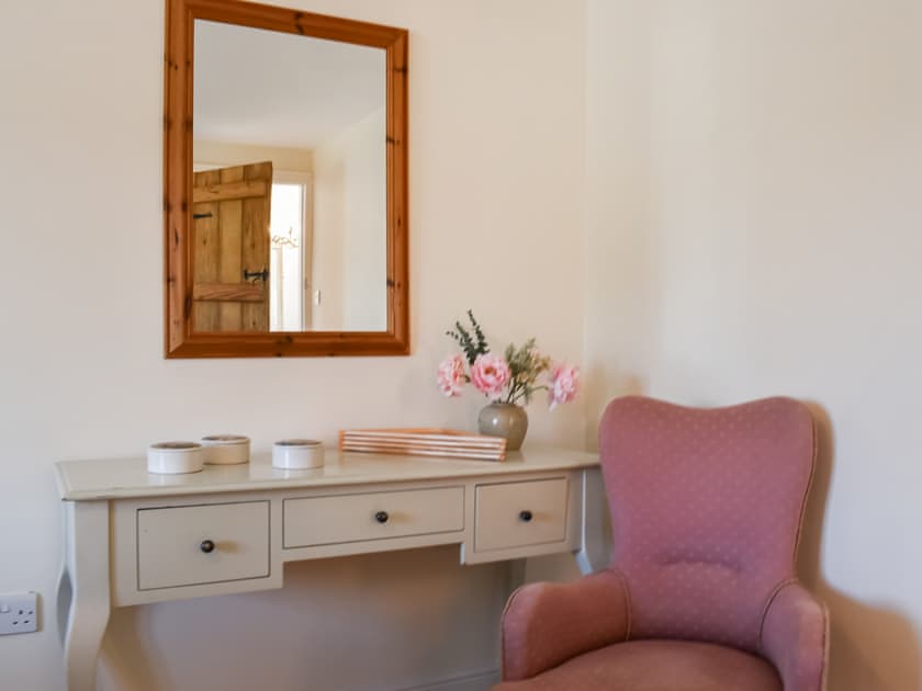 Bedroom | Pickled Onion Cottage, Taunton