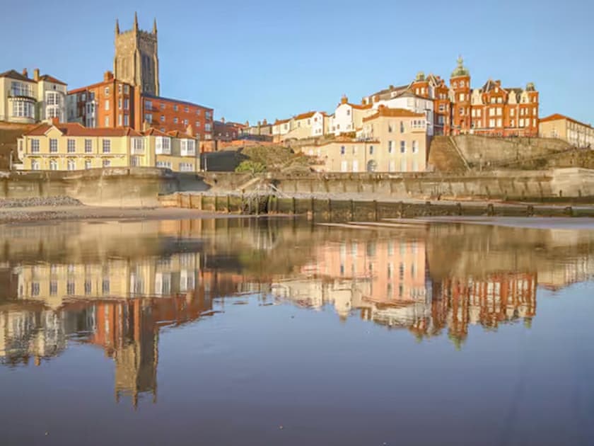 Surrounding area | Upper Bath House, Cromer
