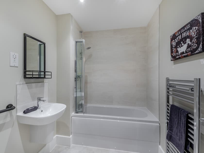 Bathroom | Sea Glass, Amble, near Warkworth