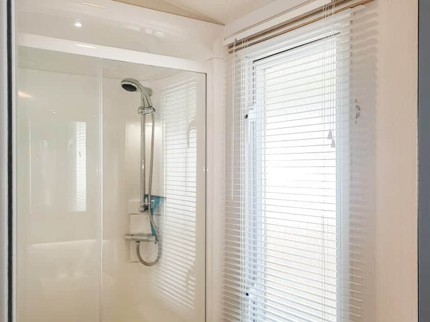 Bathroom | Brook Retreat, Tremadog