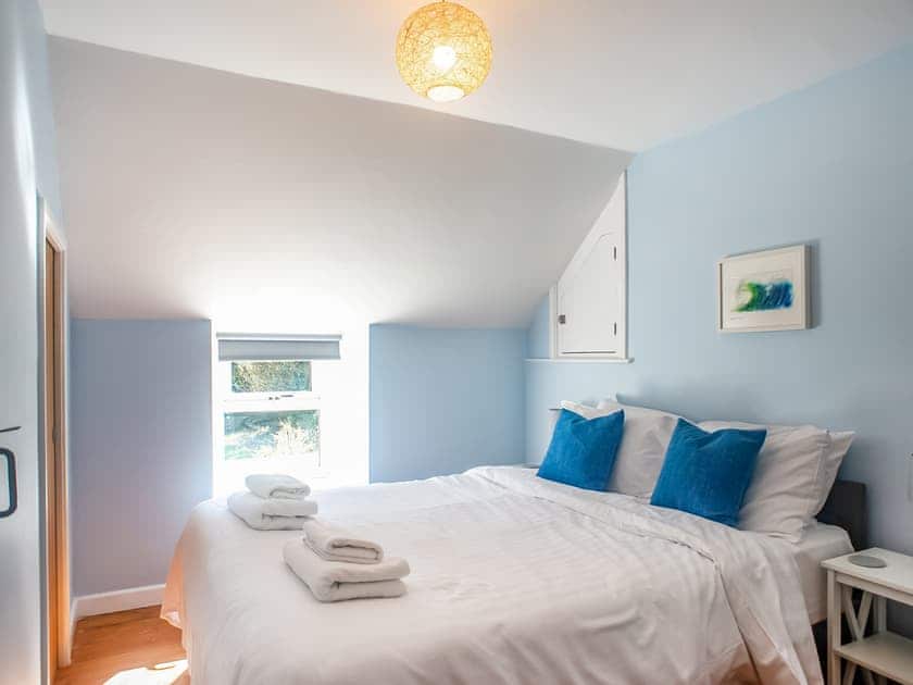 Double bedroom | Little Trevarrack, Little Trevarrack