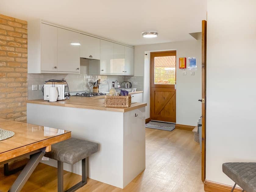 Kitchen/diner | Low Moor Holiday CottagesWren Cottage, Scalby, near Scarborough