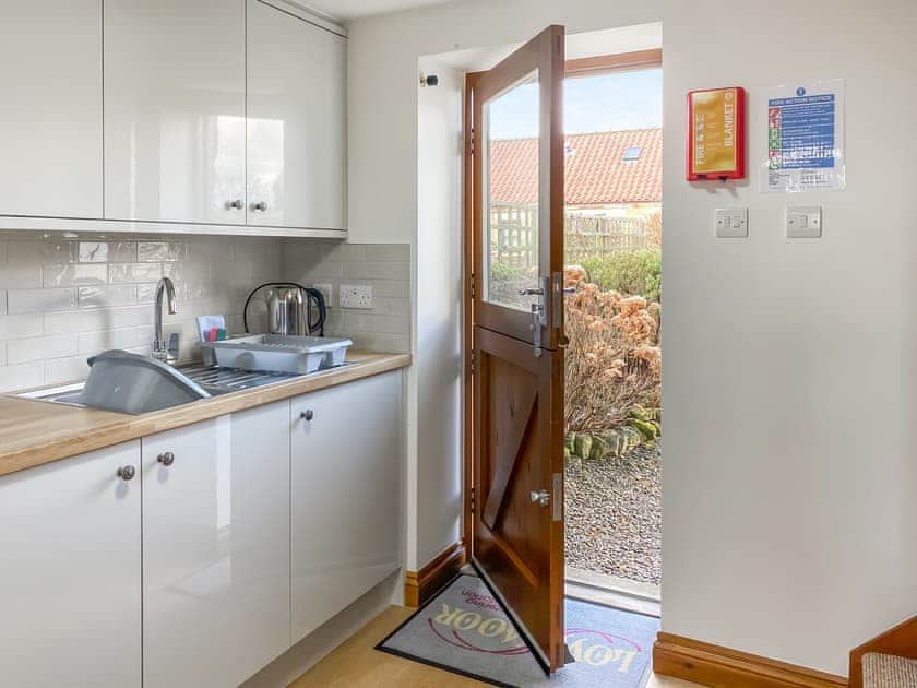 Kitchen/diner | Low Moor Holiday CottagesWren Cottage, Scalby, near Scarborough