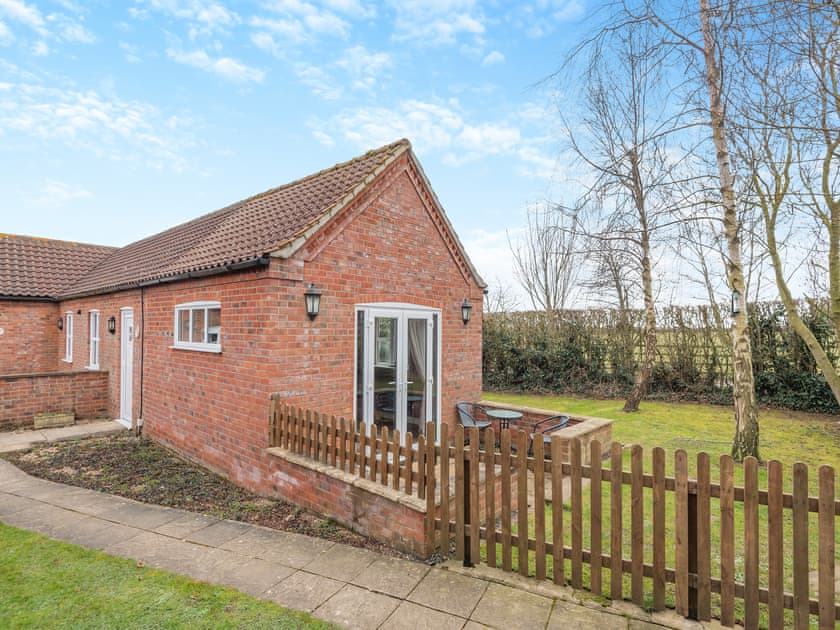 Exterior | Primrose Cottage - Ailby Retreats, Ailby
