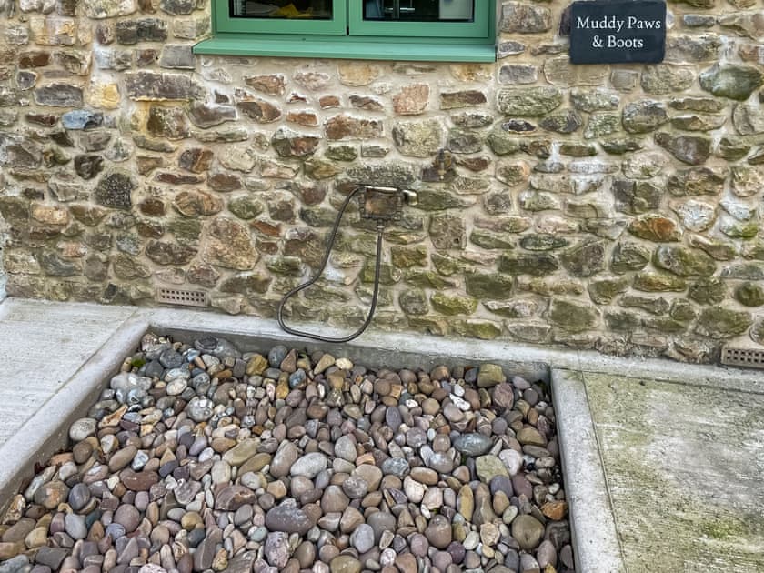 On-site amenities | The Farmhouse, Ley Farm, Yarcombe