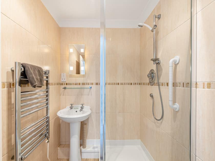 Bathroom | 56 Moorings Reach - Moorings Reach, Brixham