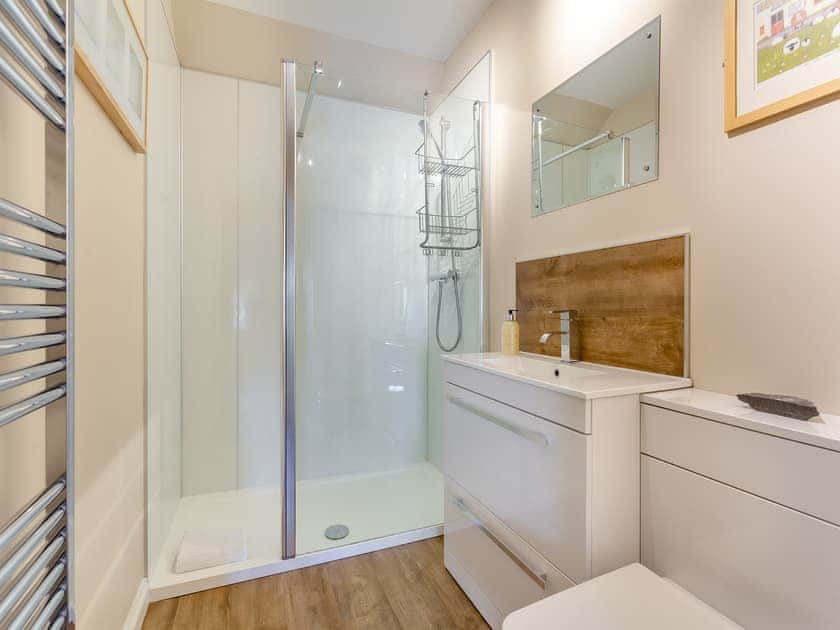 Bathroom | Harbour View, Cromarty