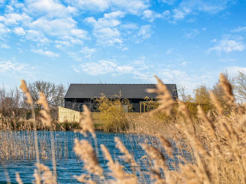 Exterior | Lodge 2 - Fieldview Fishery, Saltfleetby