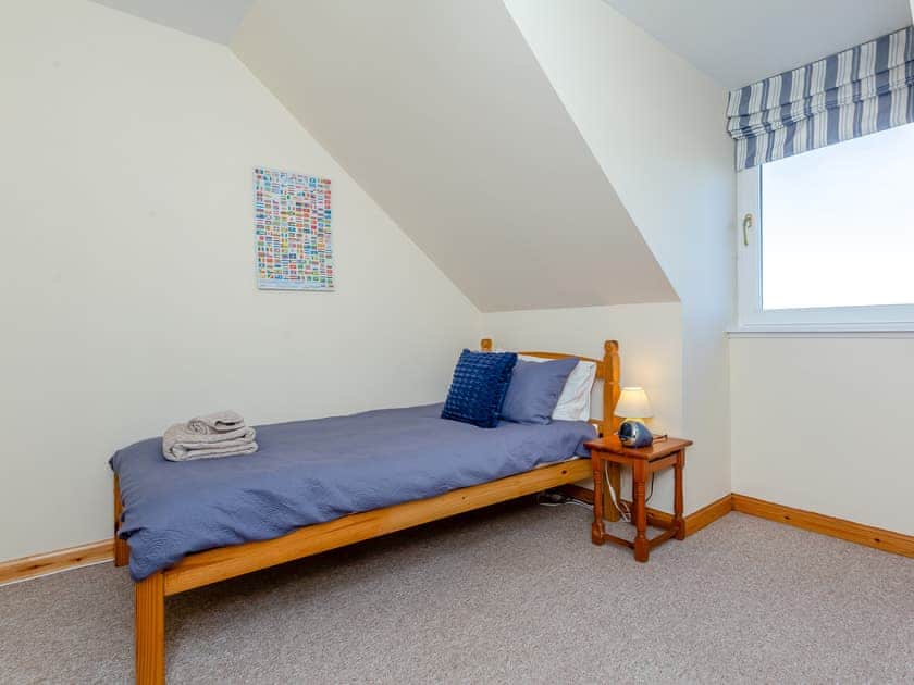 Single bedroom | The Cherry Tree, Nairn