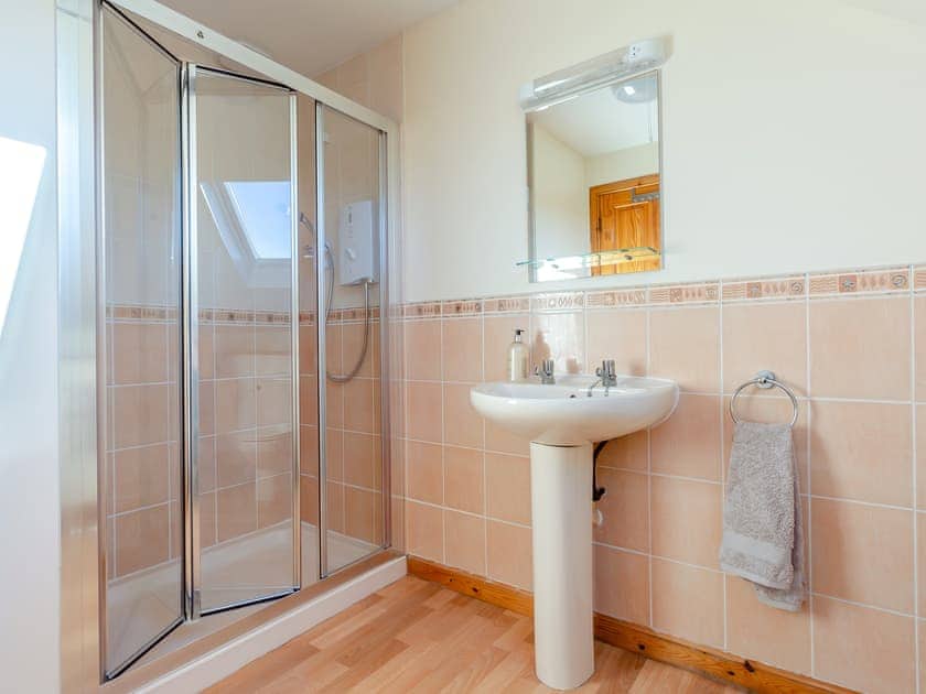 Bathroom | The Cherry Tree, Nairn