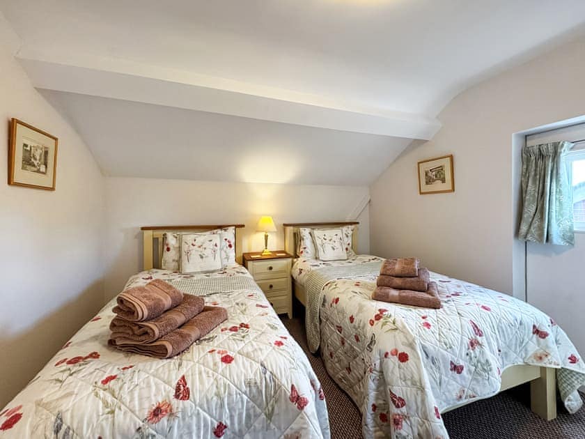 Inviting twin bedded room | Broadoak Barn, Ellesmere