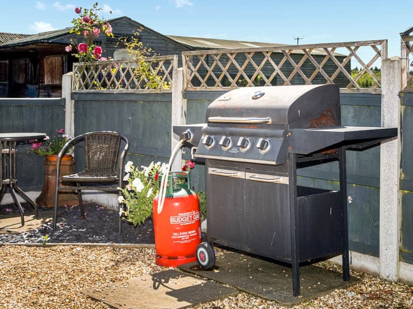 Outdoor eating area | Broadoak Barn, Ellesmere