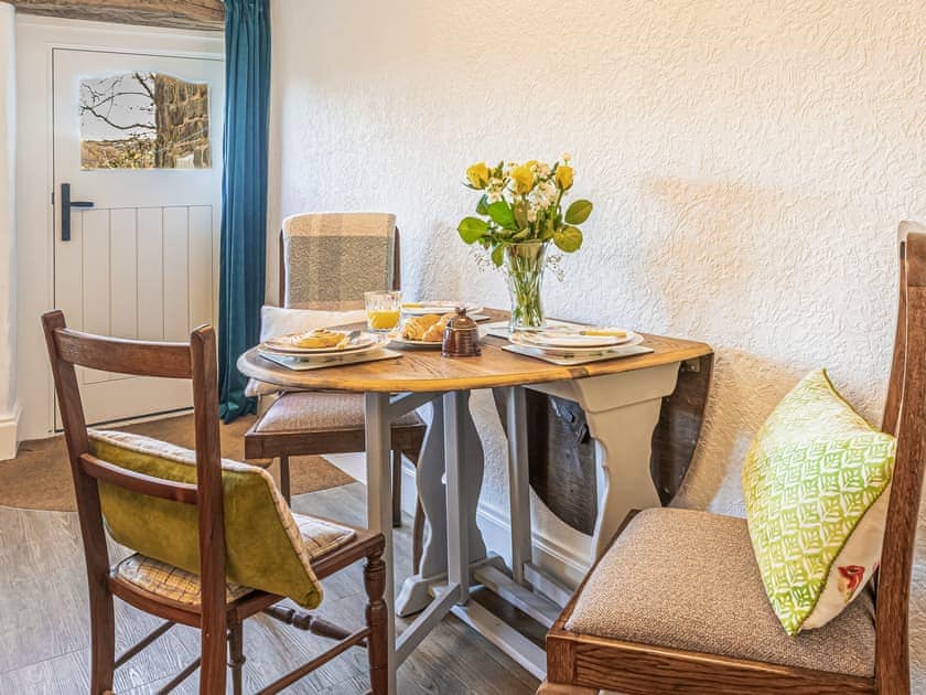 Living room/dining room | Lodge Farm Cottage, Haworth
