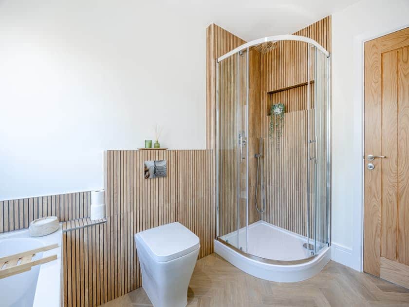 Bathroom | Tower View - Drury Lane, Lincoln
