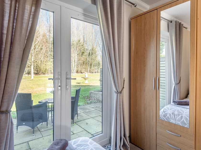Interior | Fishermans Den - Everglades Caravan Park and Lodges, Denver, King’s Lynn