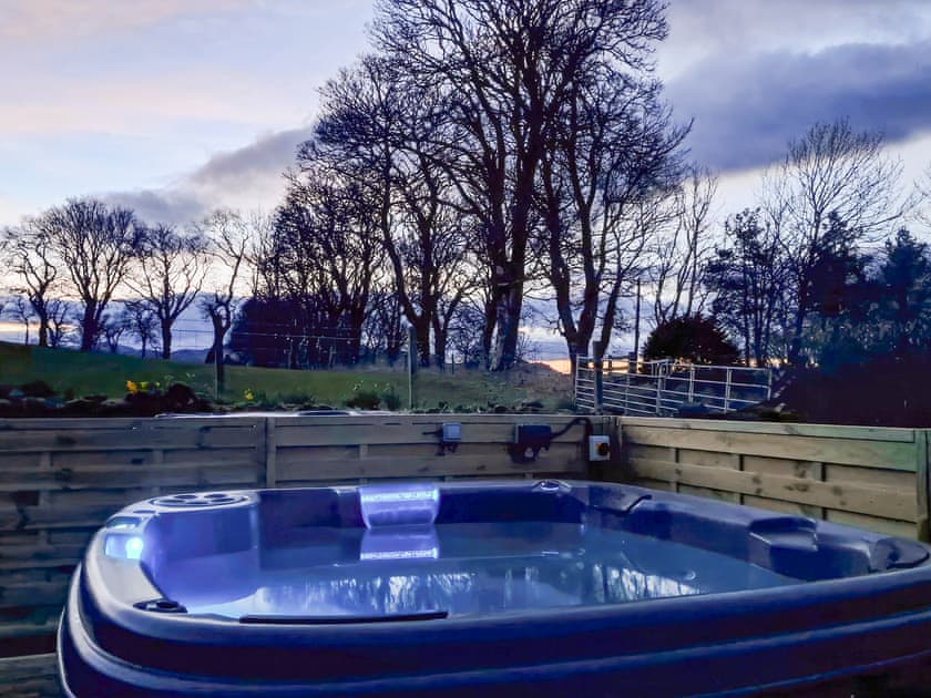 Hot tub | Bendhu, Comrie, near Crieff