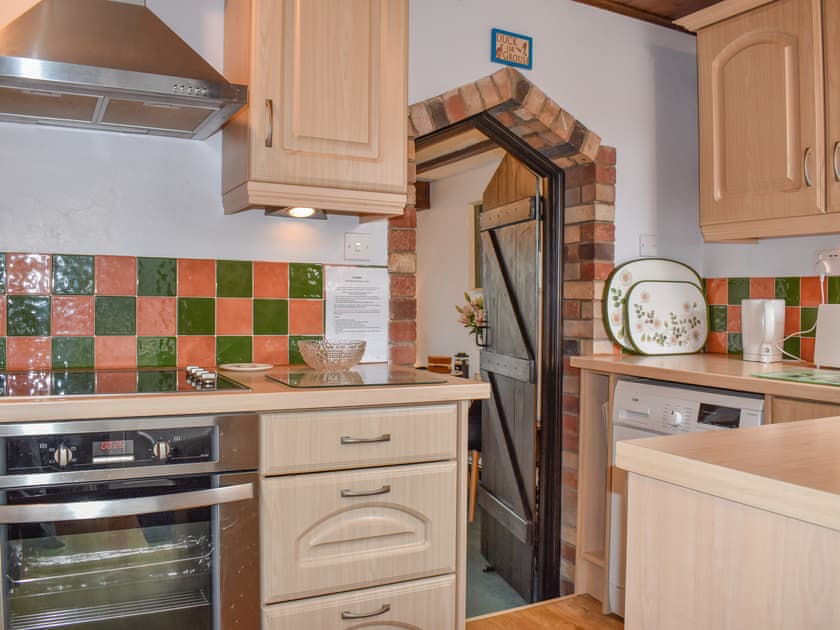 Kitchen | Kathys Cottage, Kings Lynn