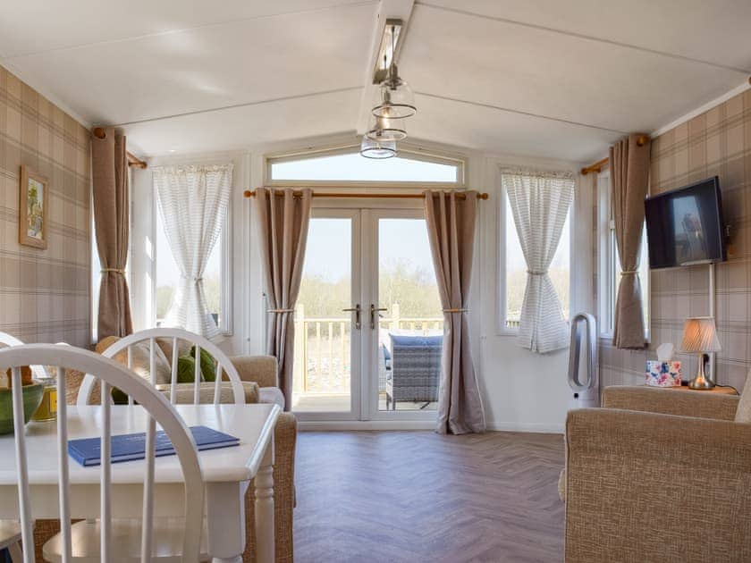 Open plan living space | Owl Lodge, Hartshorne