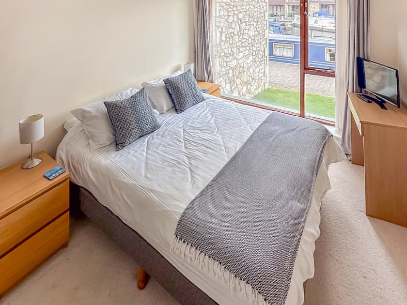 Downstairs King | Boatman’s Rest, Carnforth