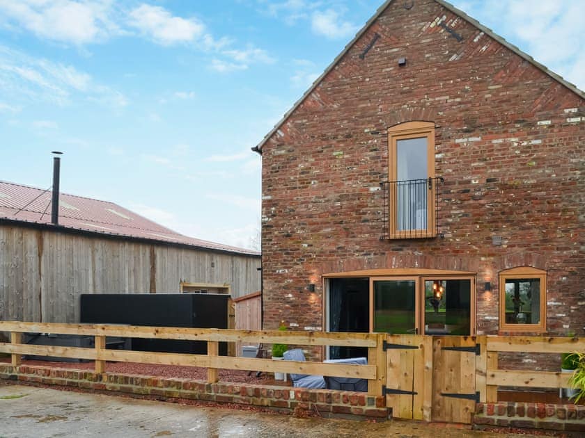 Exterior | Cart House - Clapham Holme Farm Cottages, Great Hatfield, near Hull