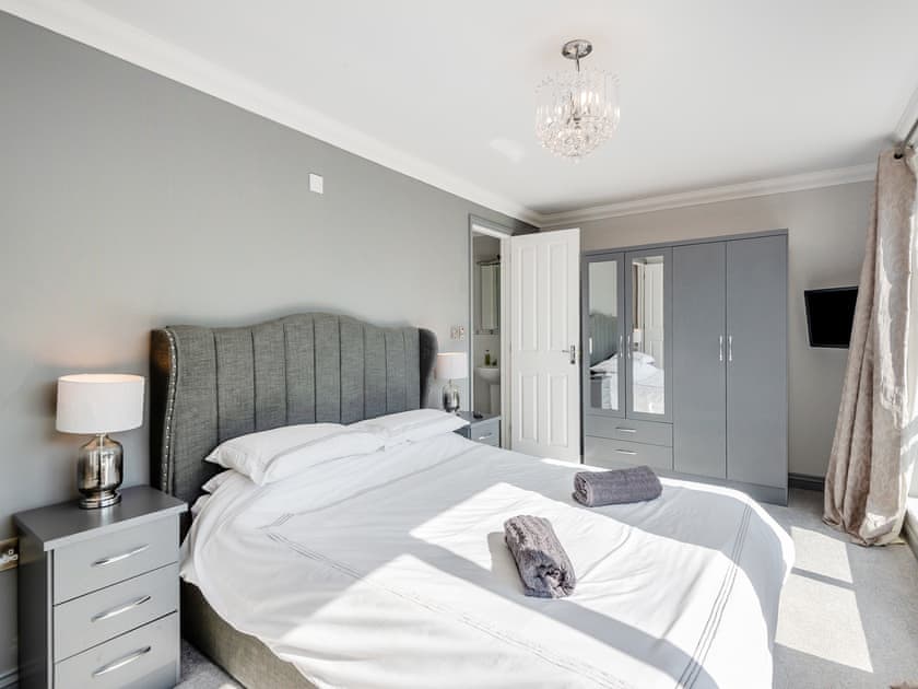 Double bedroom | Anglers Haven - Everglades Caravan Park and Lodges, Denver, King’s Lynn