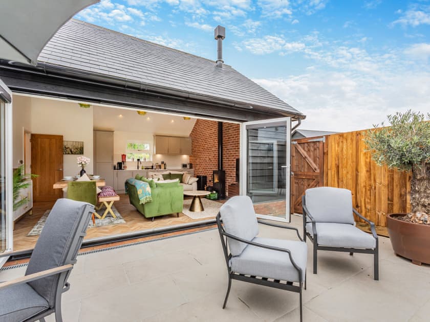 Outdoor | Wiggles Cottage - Wiggles and Piggles, Wimbish