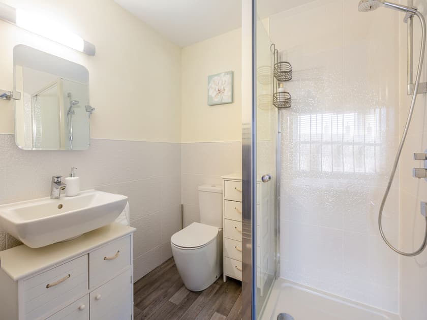 Bathroom | Jurassic House, Weymouth
