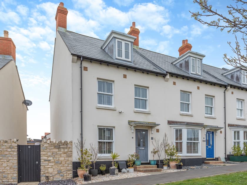 Exterior | Jurassic House, Weymouth