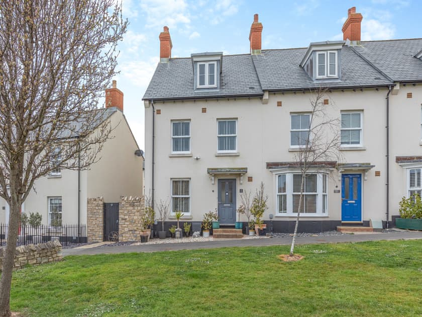 Exterior | Jurassic House, Weymouth