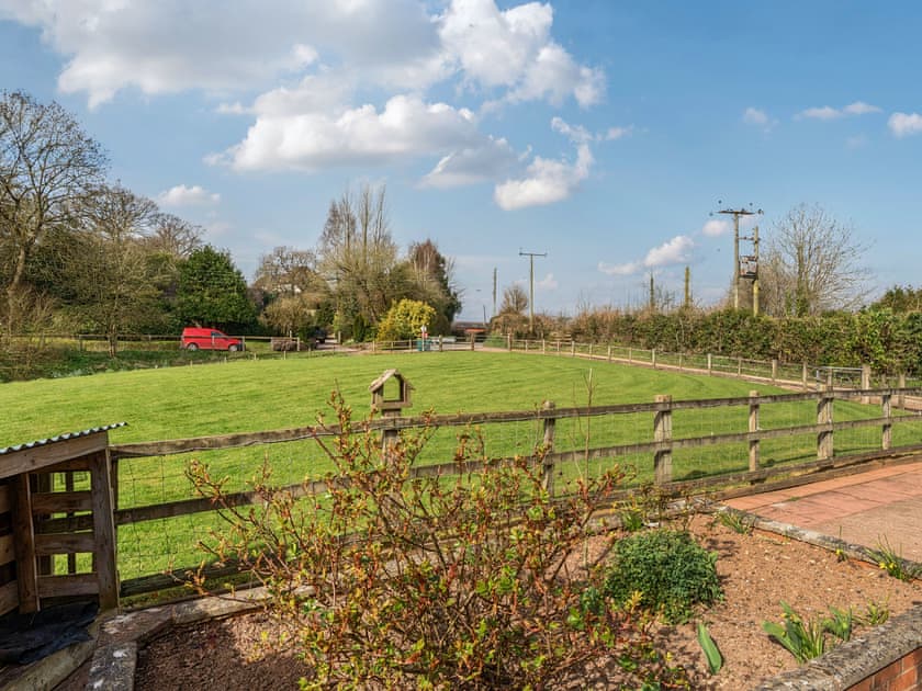 Outdoor | The Roost - Owls Range, Woodbury Salterton, near Exmouth