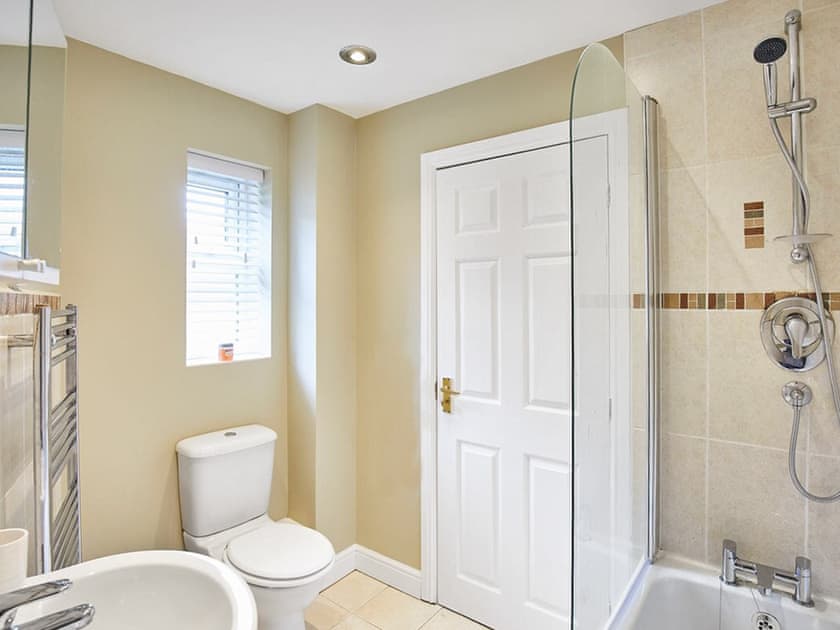 Bathroom | Aynsley Mews, Consett