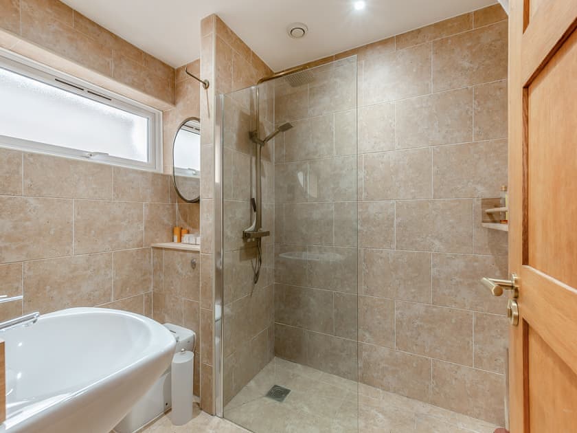 Bathroom | Sea Urchins - Pagham Retreats, Bognor Regis