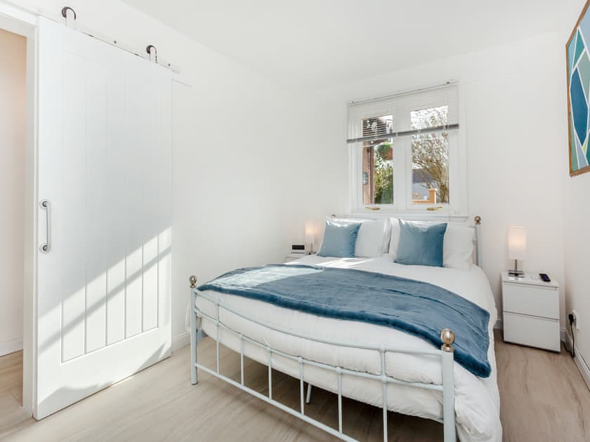 Double bedroom | Failte Luxury Apartment, Inverness