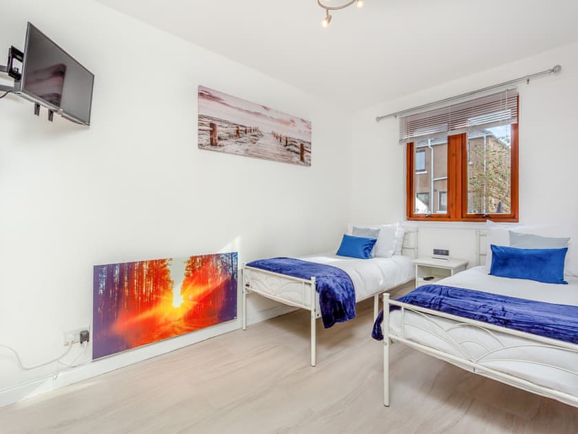 Twin bedroom | Failte Luxury Apartment, Inverness
