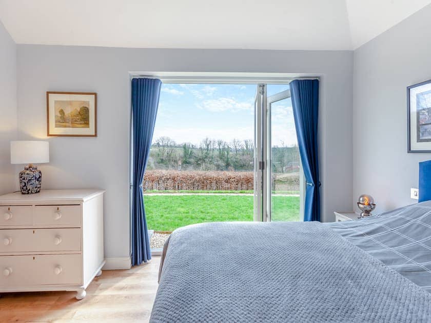Double bedroom | The Lodge at Edenbridge, Shepton Mallet