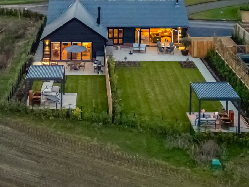 Exterior | Wiggles Cottage - Wiggles and Piggles, Wimbish