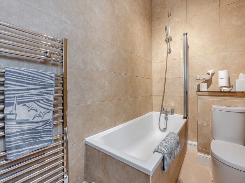 Bathroom | Sea Glimpse, Whitby