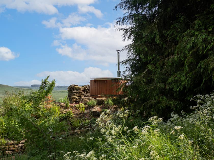 Hot tub | Broomstick Cottage - Soppit Farm Cottages, Elsdon