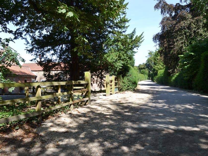 Surrounding area | The Hayloft - Thorpe Hall Cottages, Rudston, near Bridlington