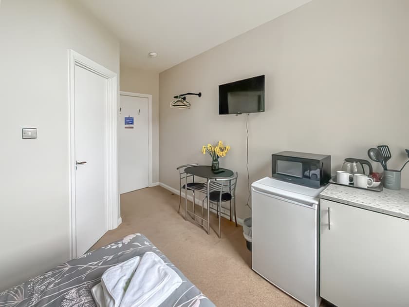 Open plan living space | Apartment 99 - Herstmonceux Castle Estate, Herstmonceux