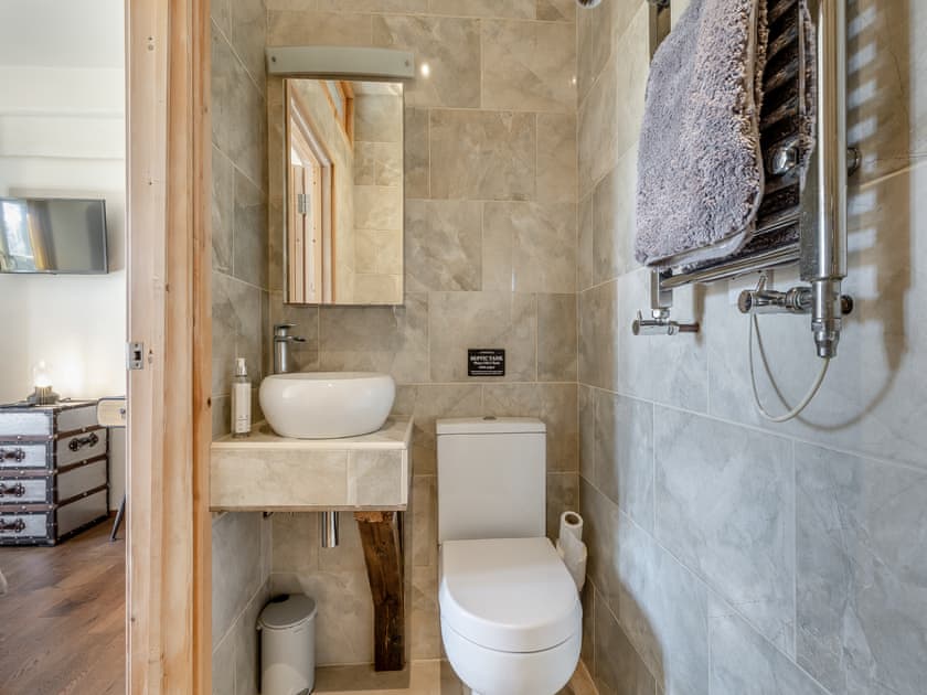 Bathroom | Orchard Barn, Thurlton