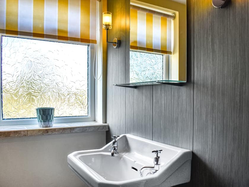 Bathroom | Valley View, Thorpe Thewles