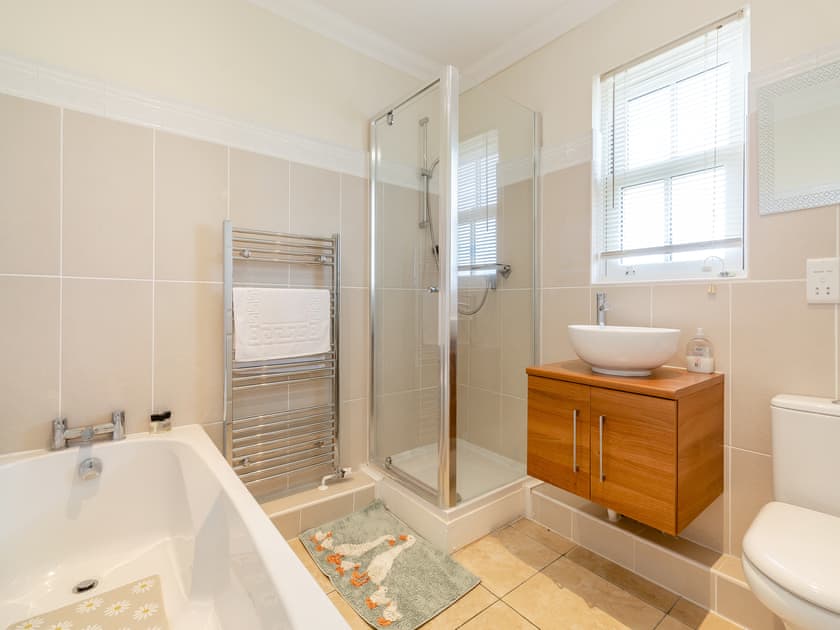 Bathroom | Chestnut Grange, Barrow, nr Bury St Edmunds