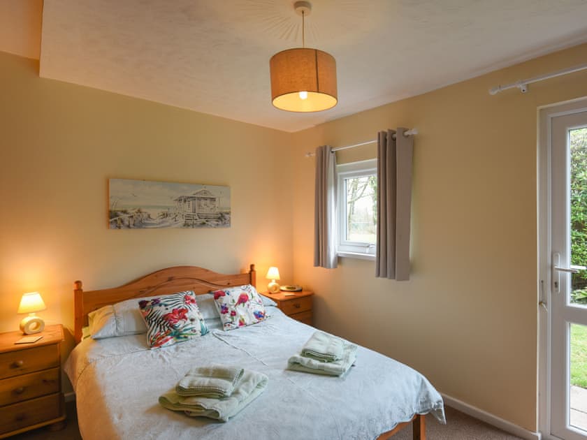 Double bedroom | Oak Lodge - Ford Farm, LLanteg, near Narbeth