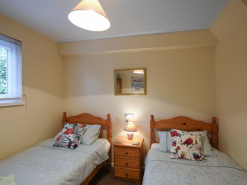 Twin bedroom | Oak Lodge - Ford Farm, LLanteg, near Narbeth