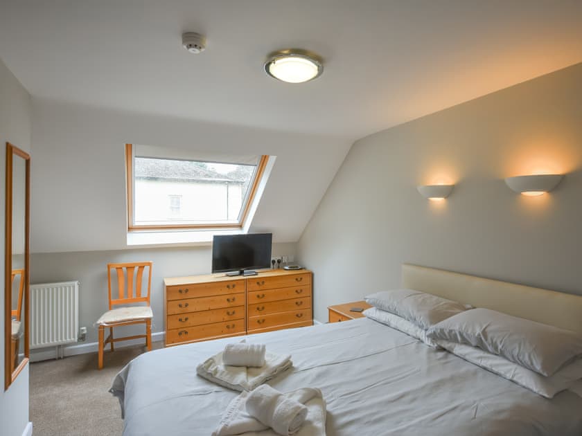 Double bedroom | The Garden Lodge Flat - Llanteglos Estate, LLanteg, near Narbeth