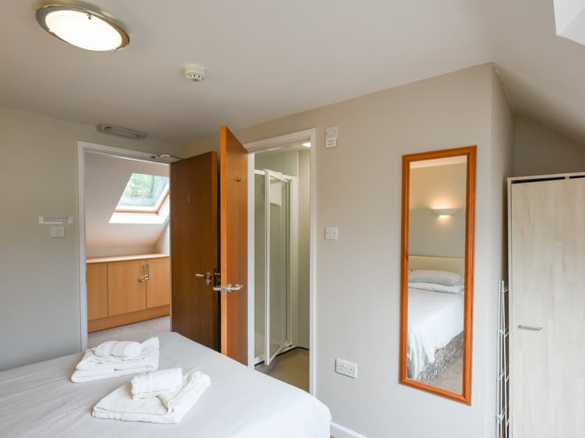 Double bedroom | The Garden Lodge Flat - Llanteglos Estate, LLanteg, near Narbeth