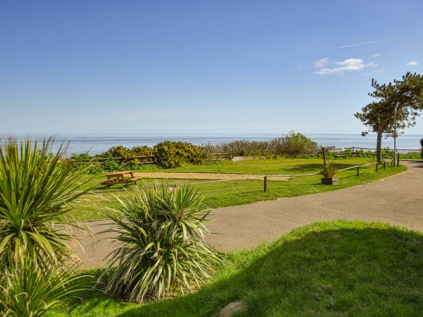 Surrounding area | Sea View, Trimingham